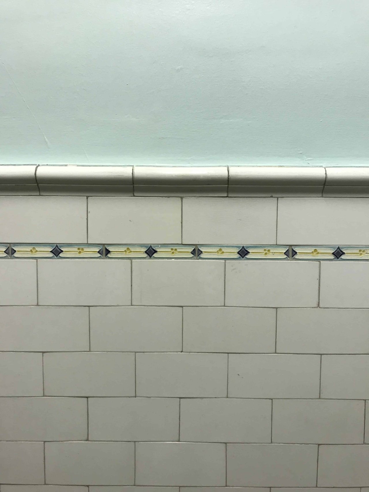 Bayview Elementary Bathroom Detailing. Credit: VHF (2019)