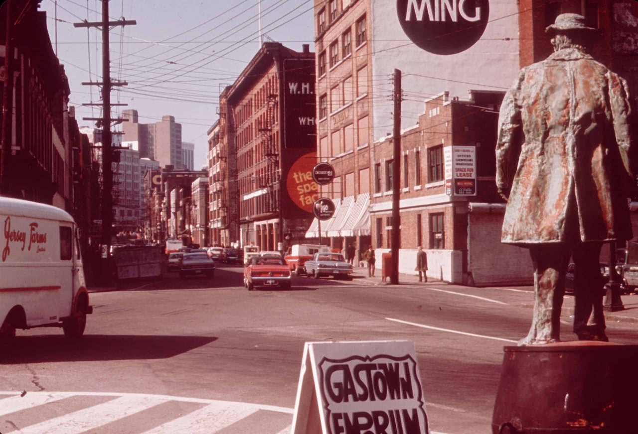 Maple Tree Square before reconstruction, 1968. City of Vancouver Archives, CVA 780-689.