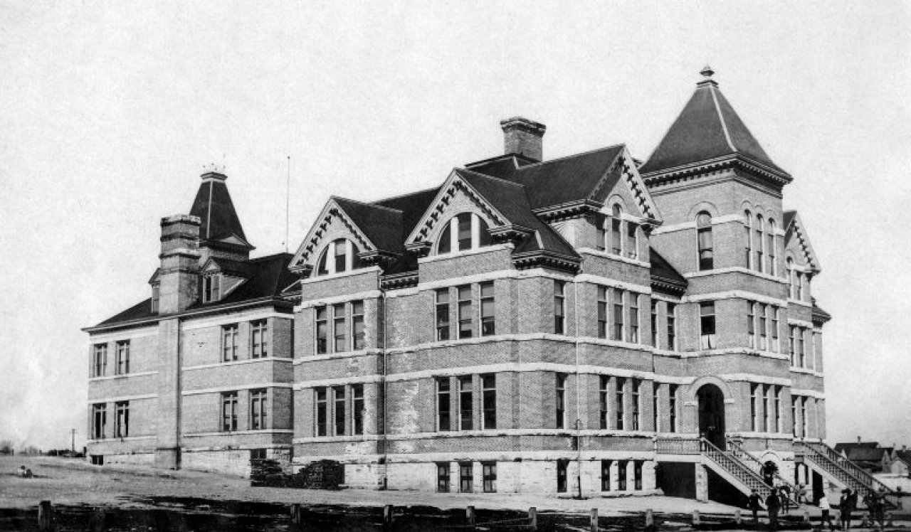 Lord Strathcona on E Pender St in 1902. Source: City of Vancouver Archives Sch P34