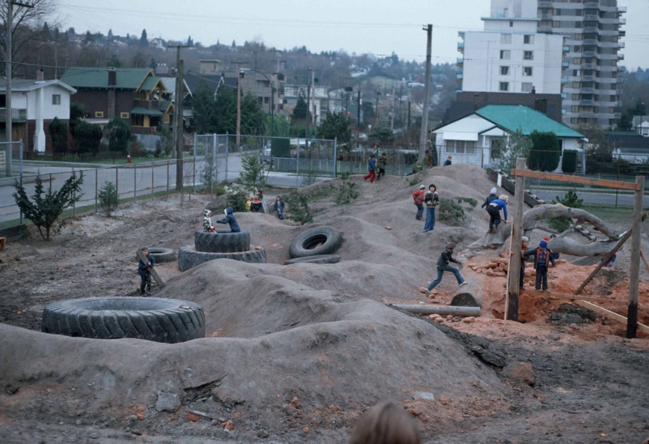 Art Cowie Community Play Hill (1970)