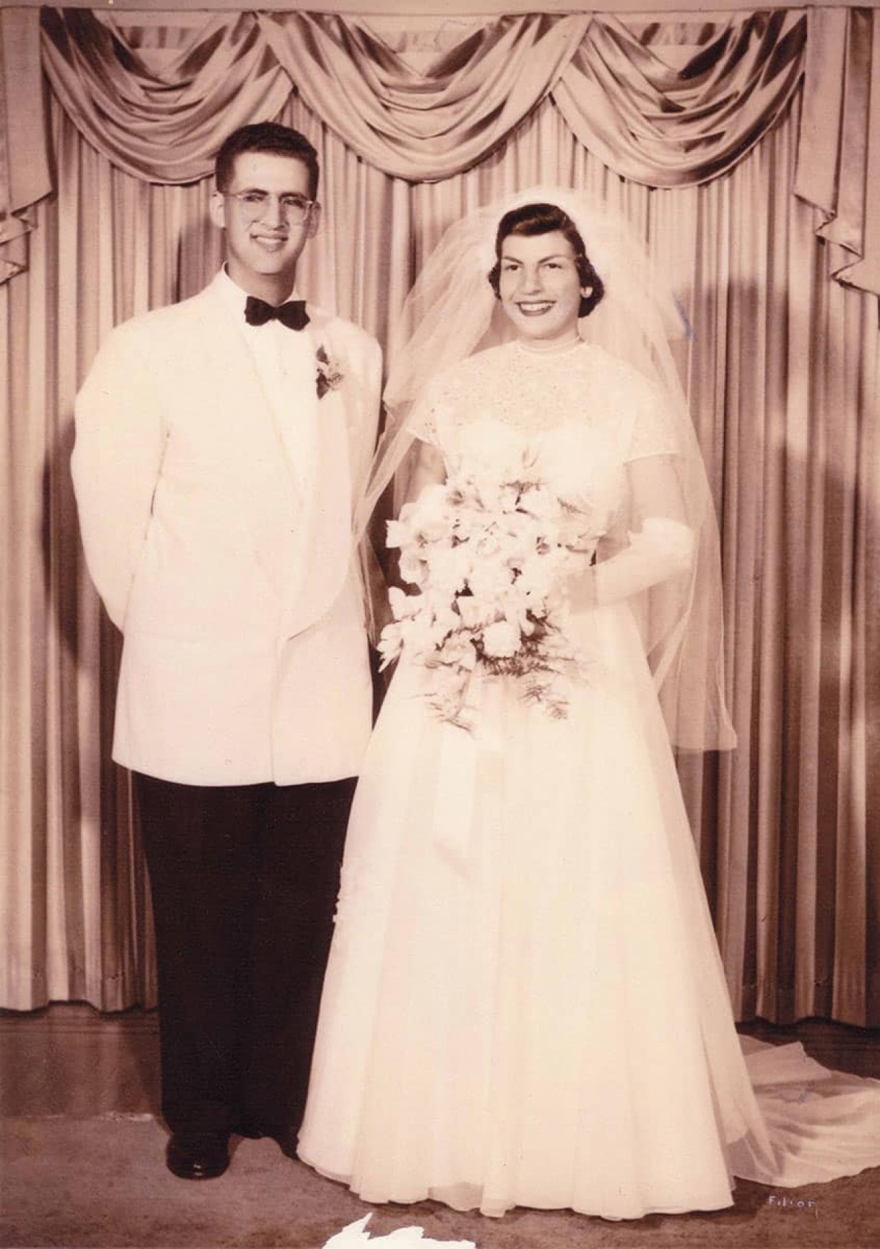 Irene and Mort Dodek on their wedding day, July 1, 1951. Image L.13016 courtesy of the Jewish Museum and Archives of BC.