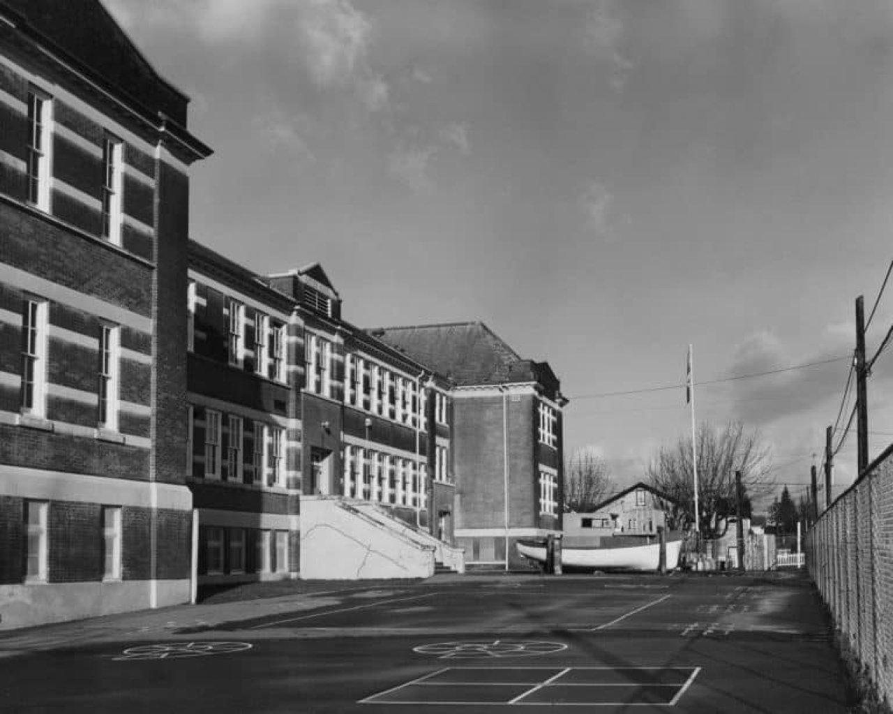 Bayview School and Adventure Playground in 1971. Vancouver School Board Archives