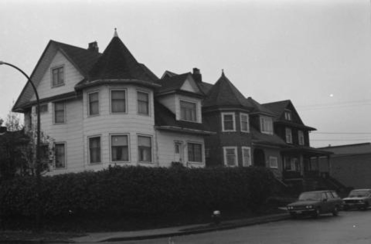 2404, 2420, and 2422 Carolina Street c. 1985

Soure: City of Vancouver Archives Item : CVA 791-0012 - 2404 Carolina Street, 2420 Carolina Street, 2422 Carolina Street