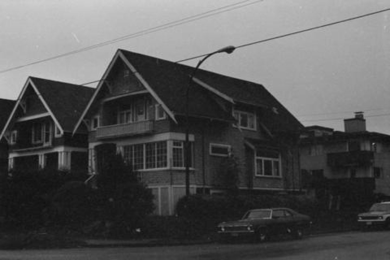 2946 Ontario St-CVA791-0019_141. Heritage Inventory 1985