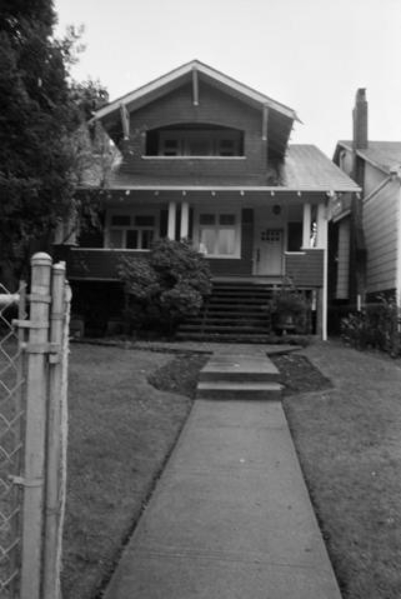 3530 West 1st Avenue c. 1985
Source: City of Vancouver Archives Item : CVA 790-1608 - 3530 West 1st Avenue