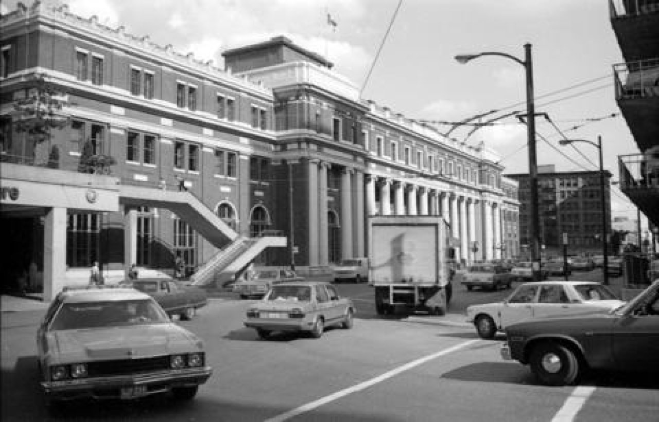 601 West Cordova Street c. 1981

Source: City of Vancouver Archives Item : CVA 779-E04.03 - 601 West Cordova Street